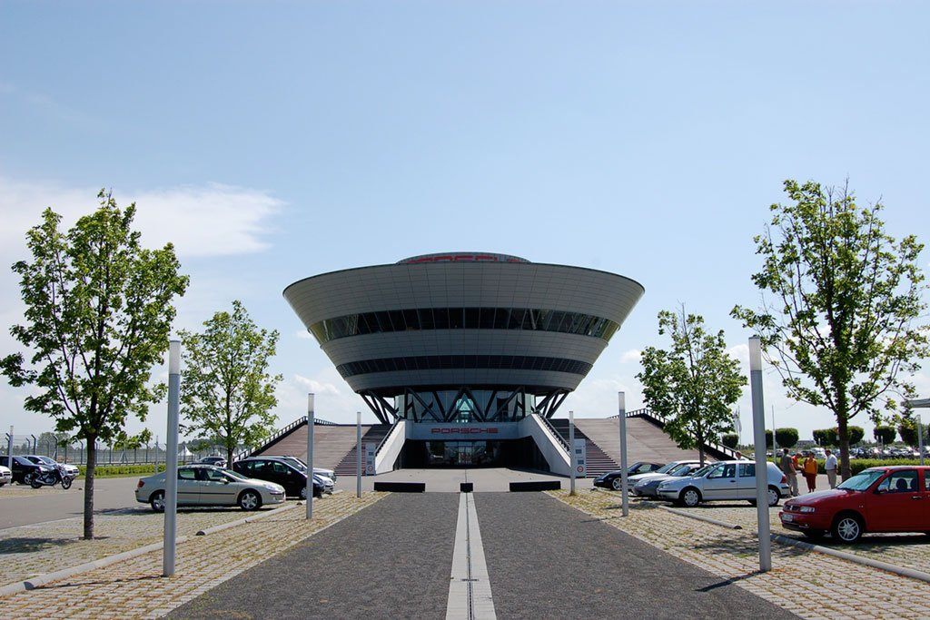 Gallery image 10