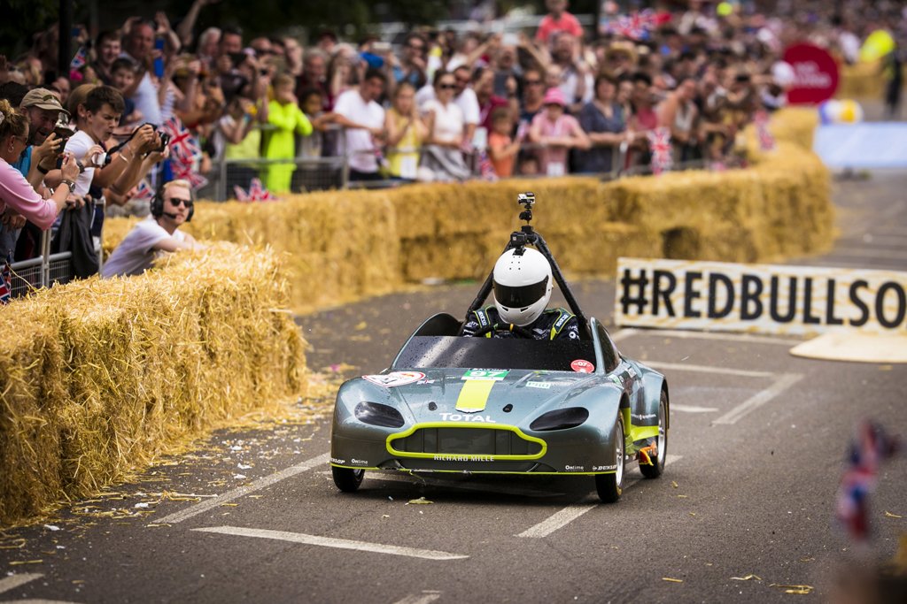 Aston Martin goes big in little Vantage at Red Bull Soapbox Race