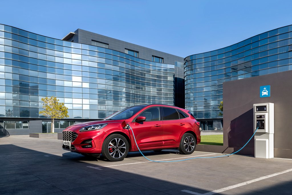 Ford reveals strongest ever electrified vehicle lineup