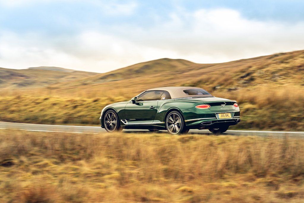 Use of tweed raises Bentley's personalisation options
