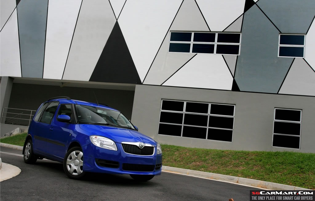 Skoda Roomster 1.6 (A) Review