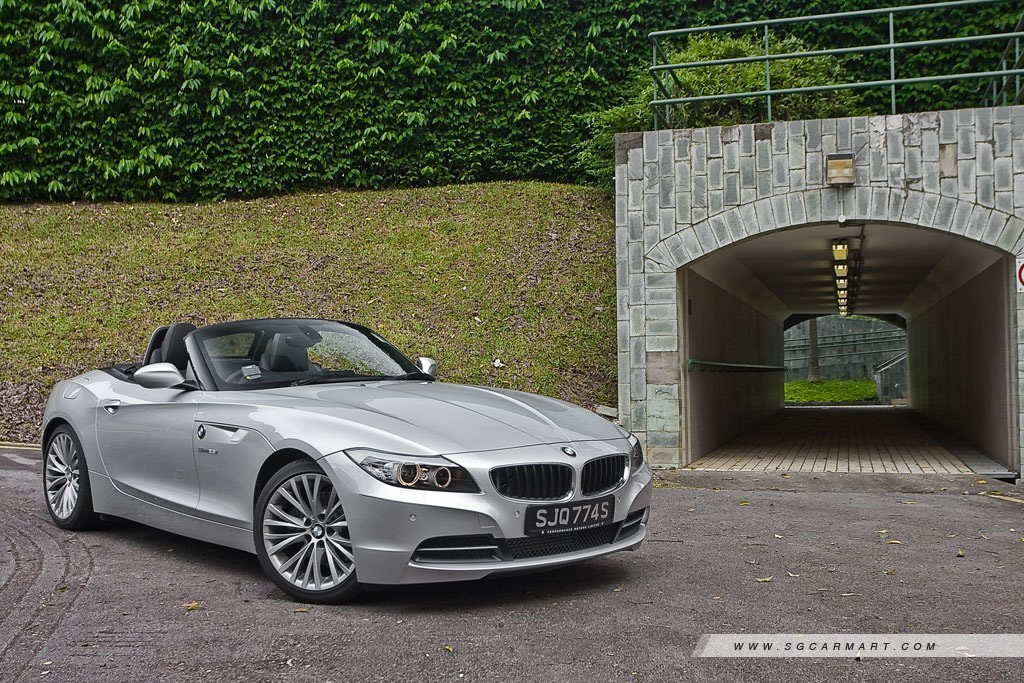 BMW Z4 sDrive28i (A) Review