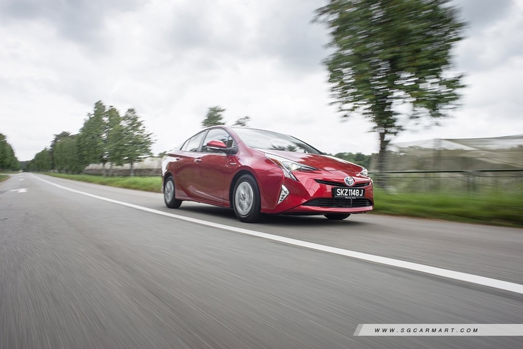 Toyota Prius Hybrid 1.8 (A) Review