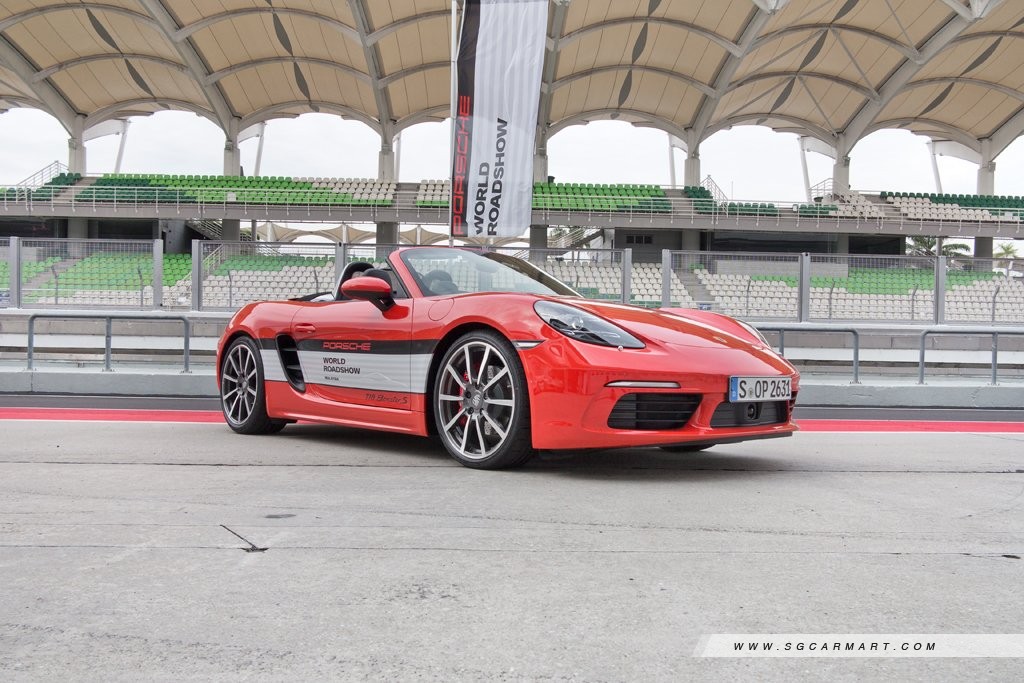Porsche 718 Boxster S PDK 2.5 (A) First Drive Review