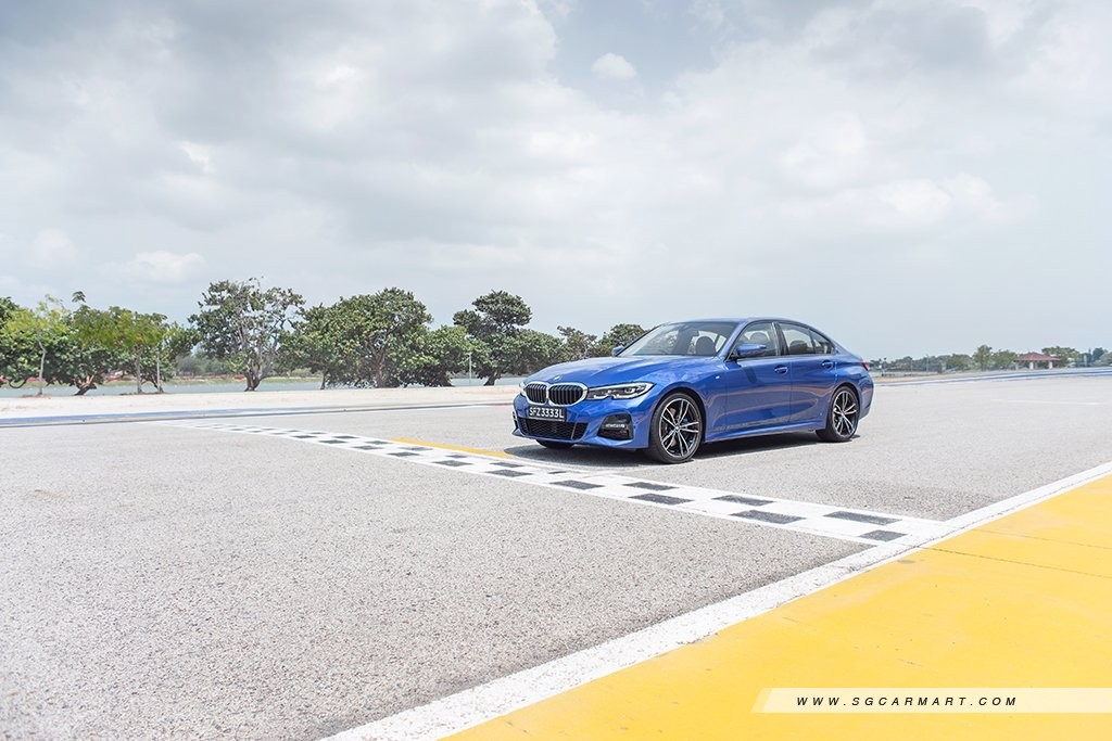 BMW 3 Series Sedan 330i M Sport (A) Review