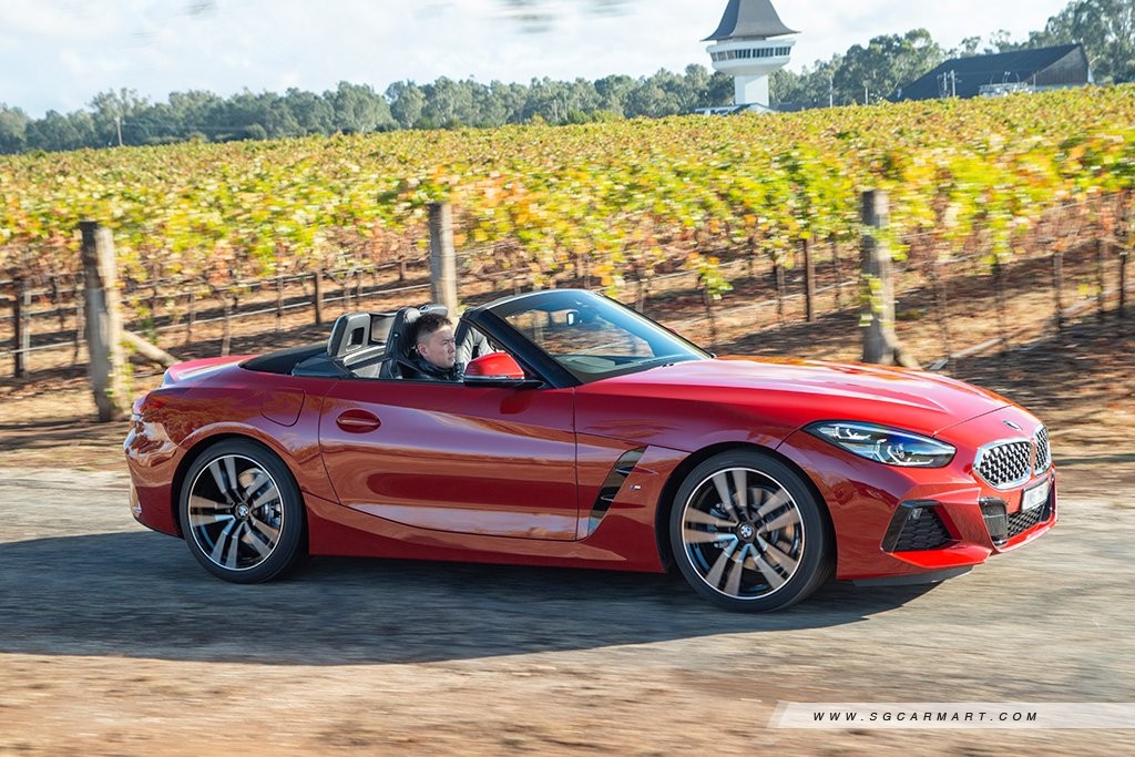 BMW Z4 sDrive20i (A) First Drive Review