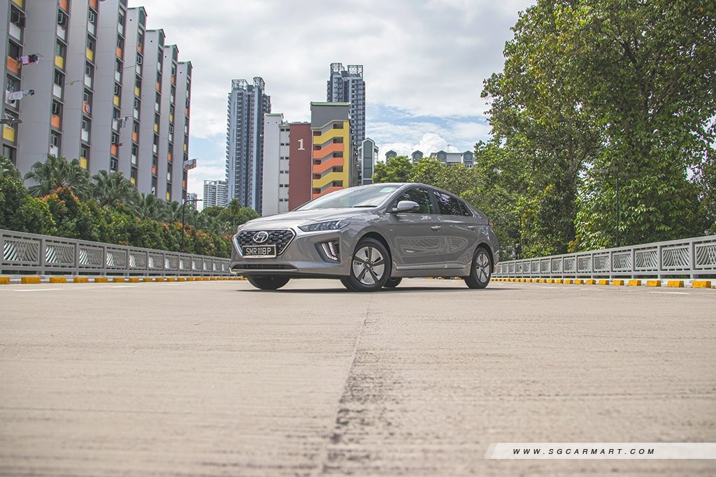 Hyundai Ioniq Hybrid 1.6 Sunroof (A) Facelift Review