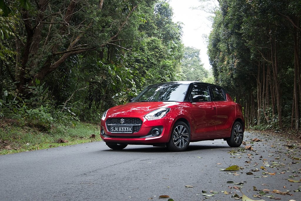 Suzuki Swift Mild Hybrid 1.2 Standard Two-Tone (A) Review