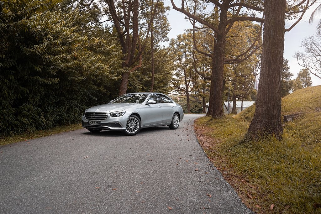 Mercedes-Benz E-Class Saloon E200 Exclusive (A) Facelift Review