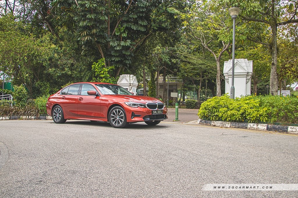 BMW 3 Series Sedan 318i Sport (A) Review