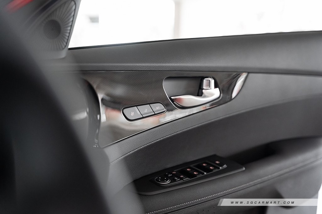 Gallery image 32
