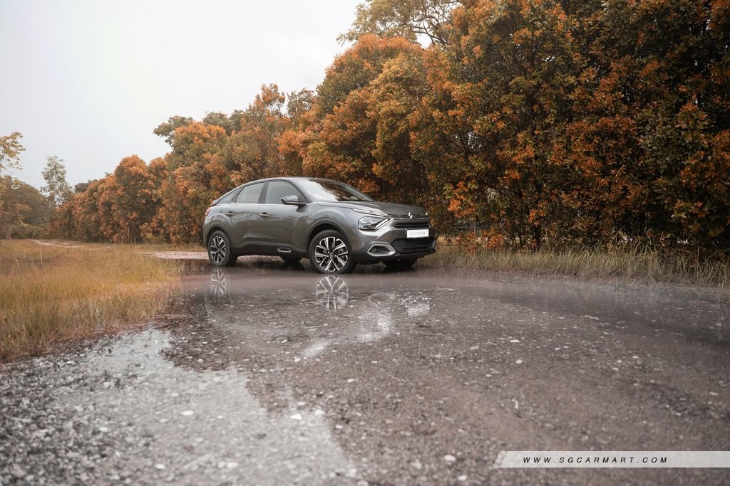 Citroen C4 1.2 PureTech EAT8 Shine (A) Review