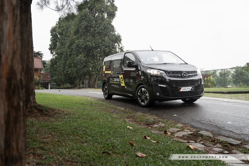 Opel Zafira-e Life Electric 50kWh (A) Review
