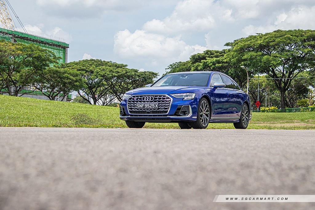 Audi S8 Mild Hybrid 4.0 TFSI qu Tip (A) Review