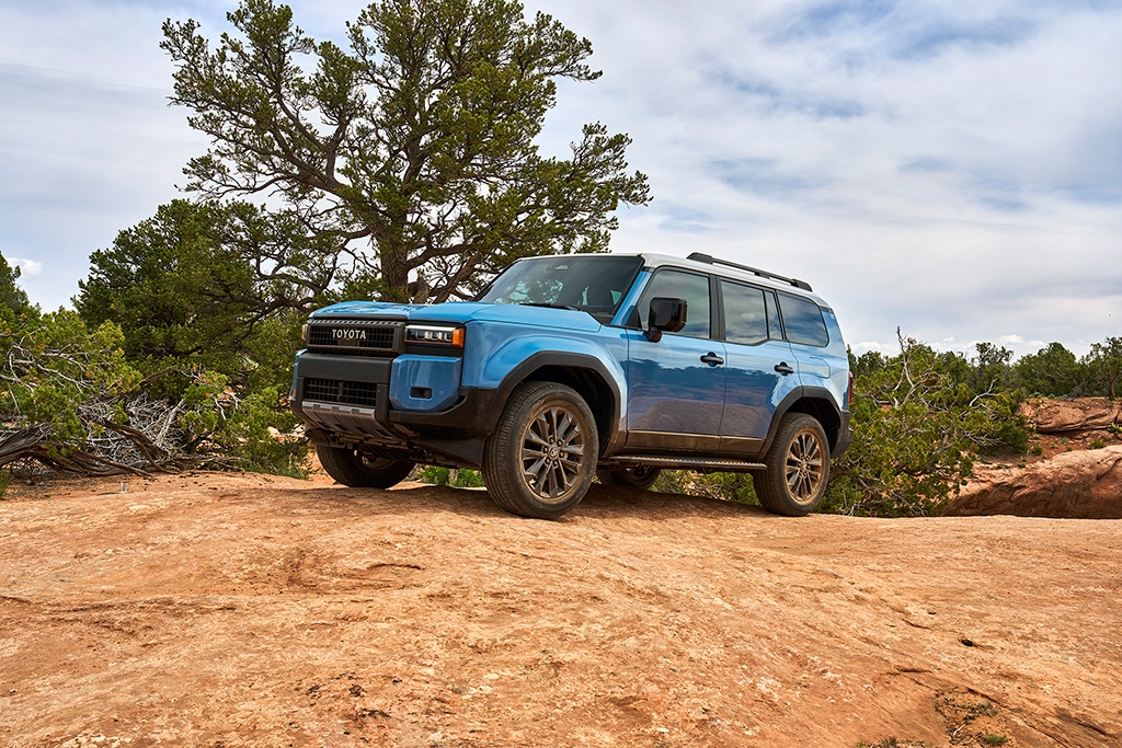 Toyota reveals new Land Cruiser with hybrid drivetrain