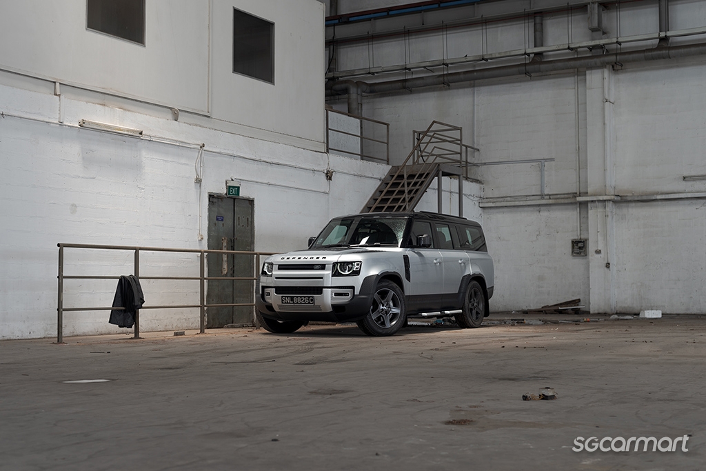 Land Rover Defender 130 HSE 8-Seater Review