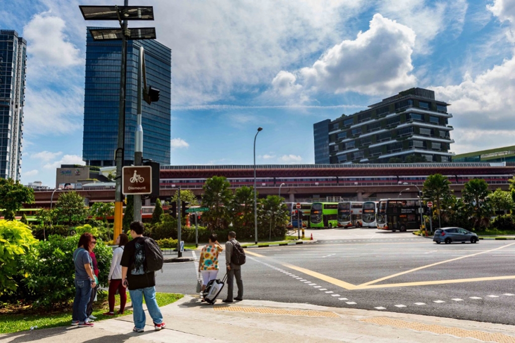 1,500 Green Man+ readers to be installed island-wide by 2027 - Sgcarmart