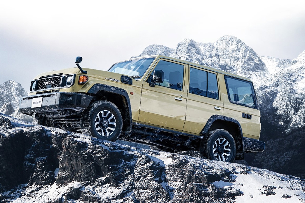 Toyota Land Cruiser 70 relaunched in Japan