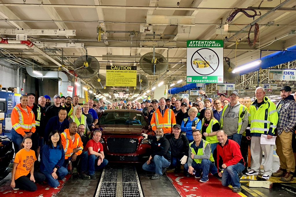 Chrysler ends production of the 300C
