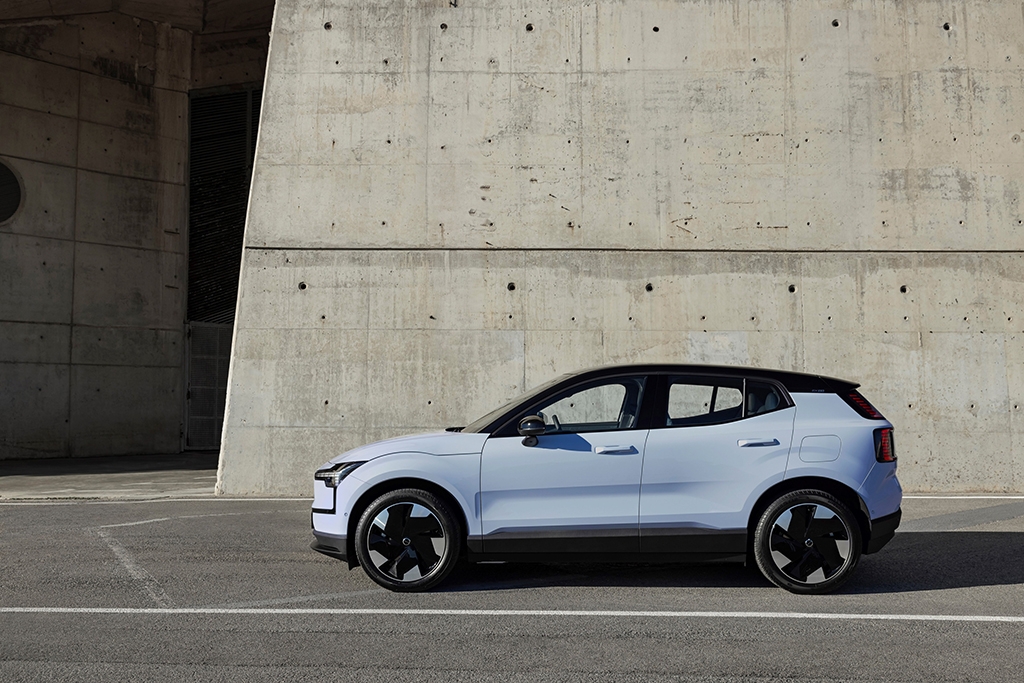 Volvo sees new record sales for 2023