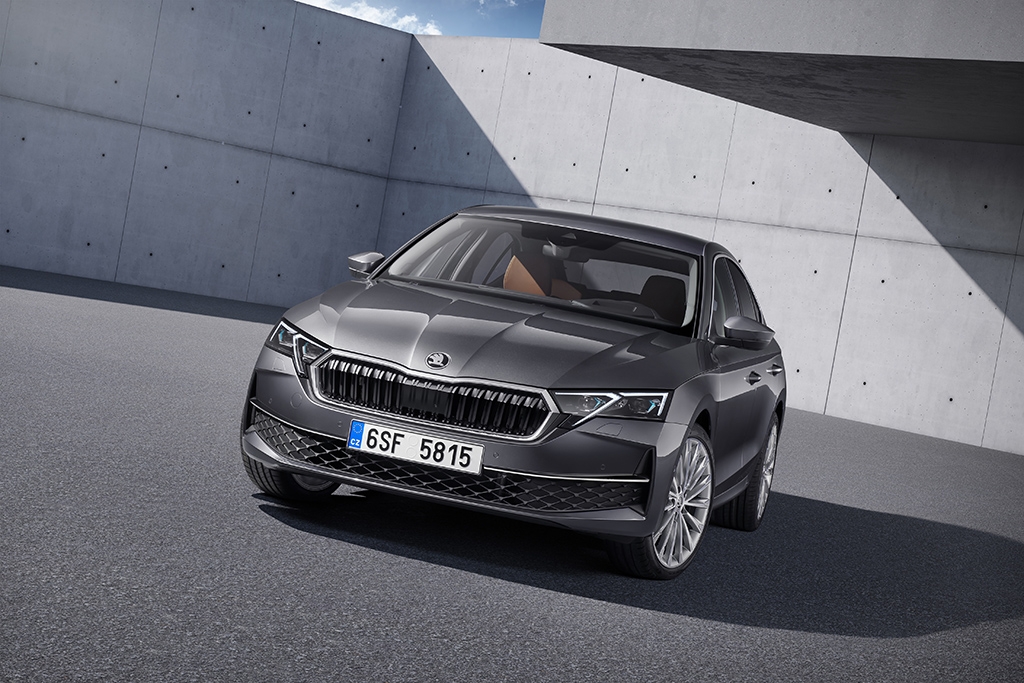 Skoda reveals updated Octavia