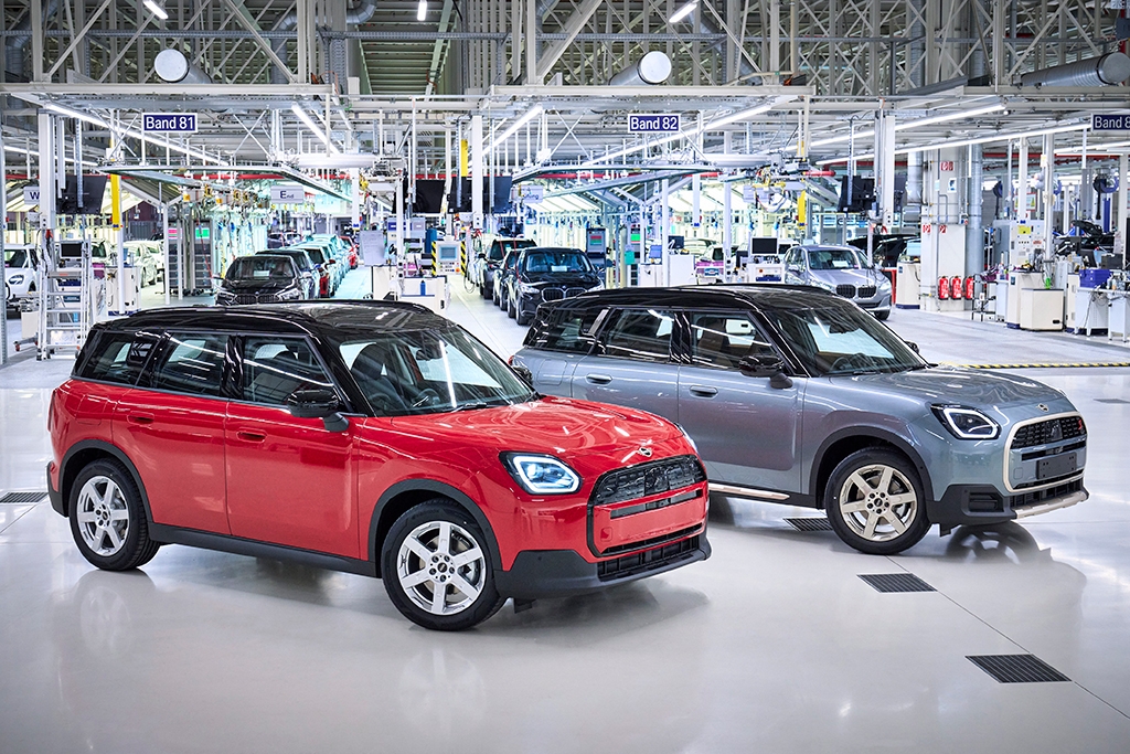 Production of MINI Countryman Electric starts in Leipzig