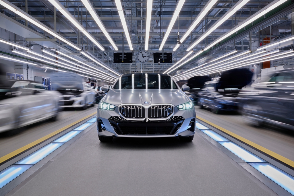 Production of BMW 5 Series Touring starts at Dingolfing