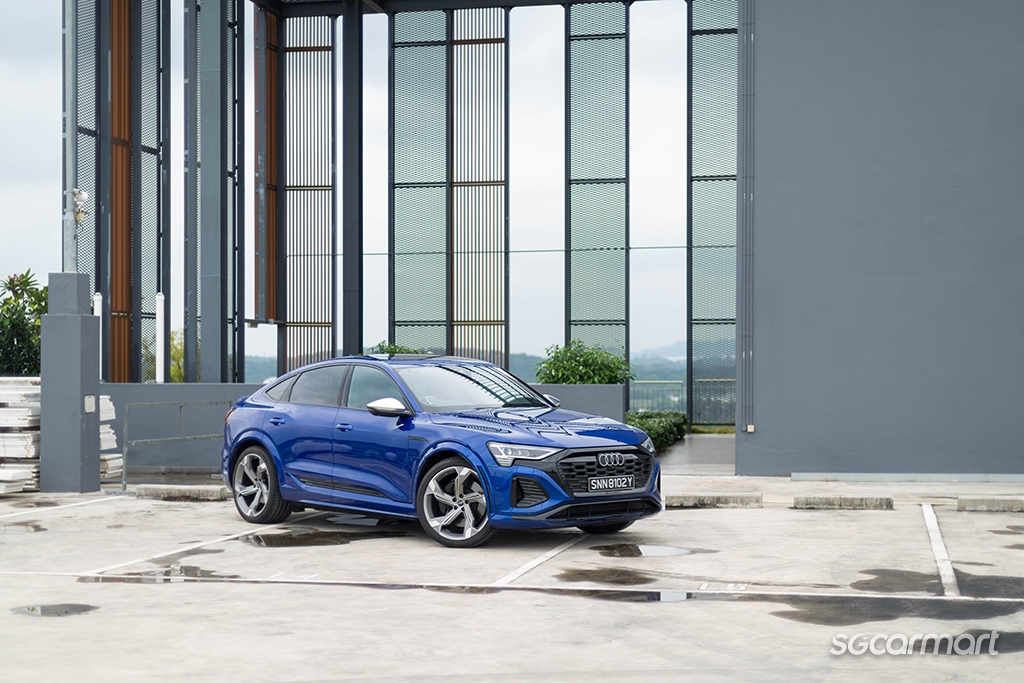 Audi SQ8 Sportback e-tron Review