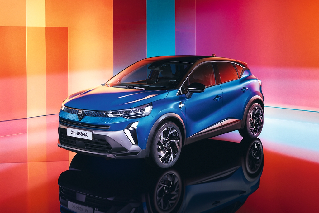 Renault reveals updated Captur crossover