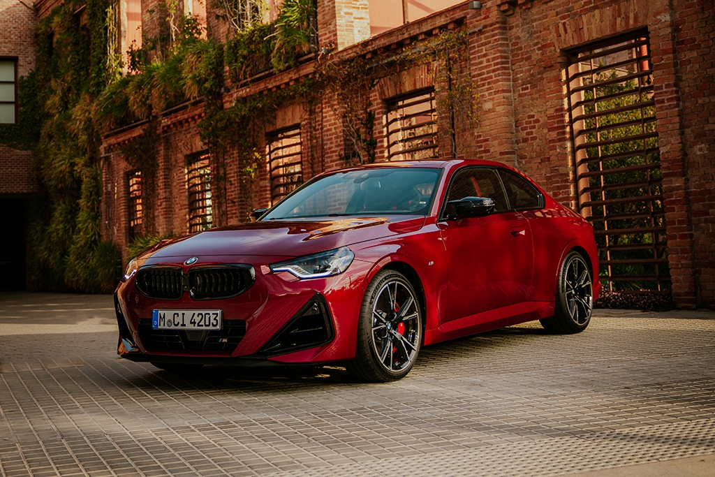 BMW updates the 2 Series Coupe