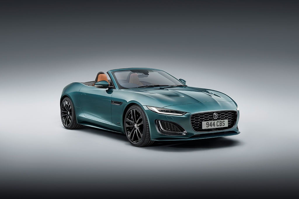 Jaguar builds final F-TYPE at Castle Bromwich