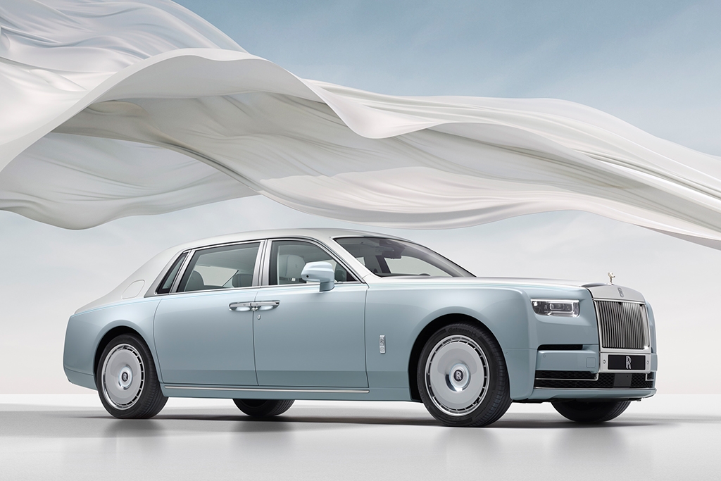 Rolls-Royce unveils new Phantom Scintilla