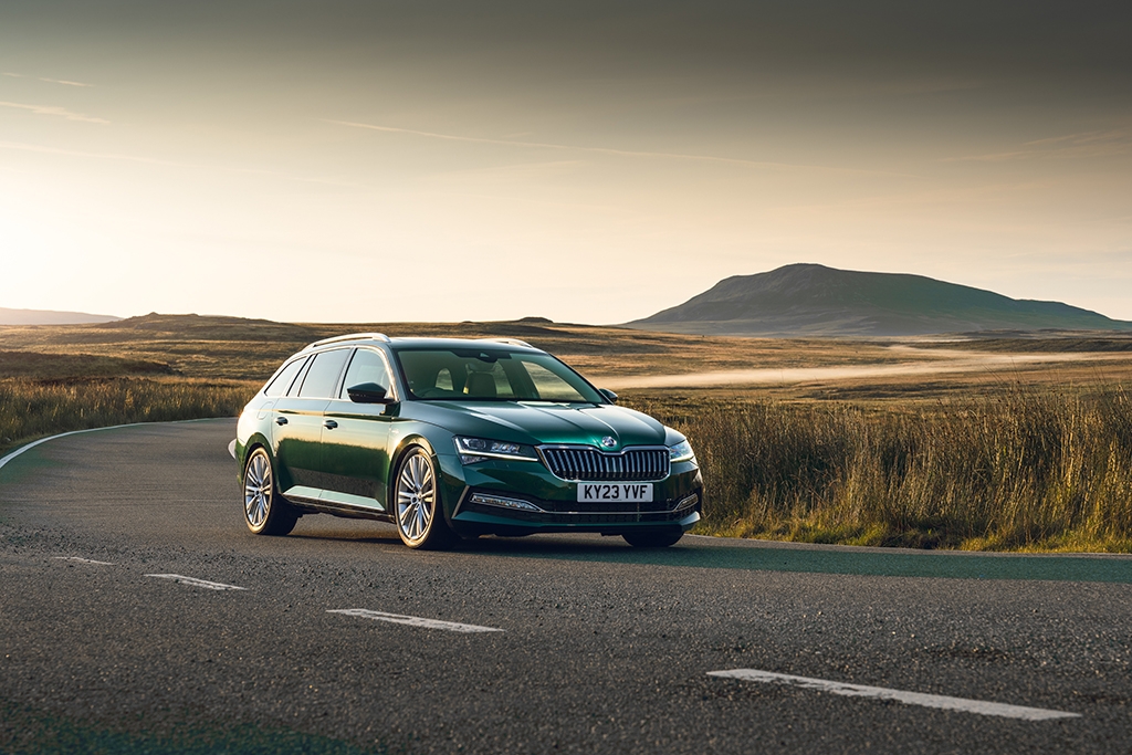 Skoda U.K. builds one-off 470bhp Superb