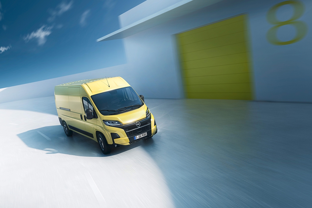Opel to present new Movano Hydrogen at IAA Transportation