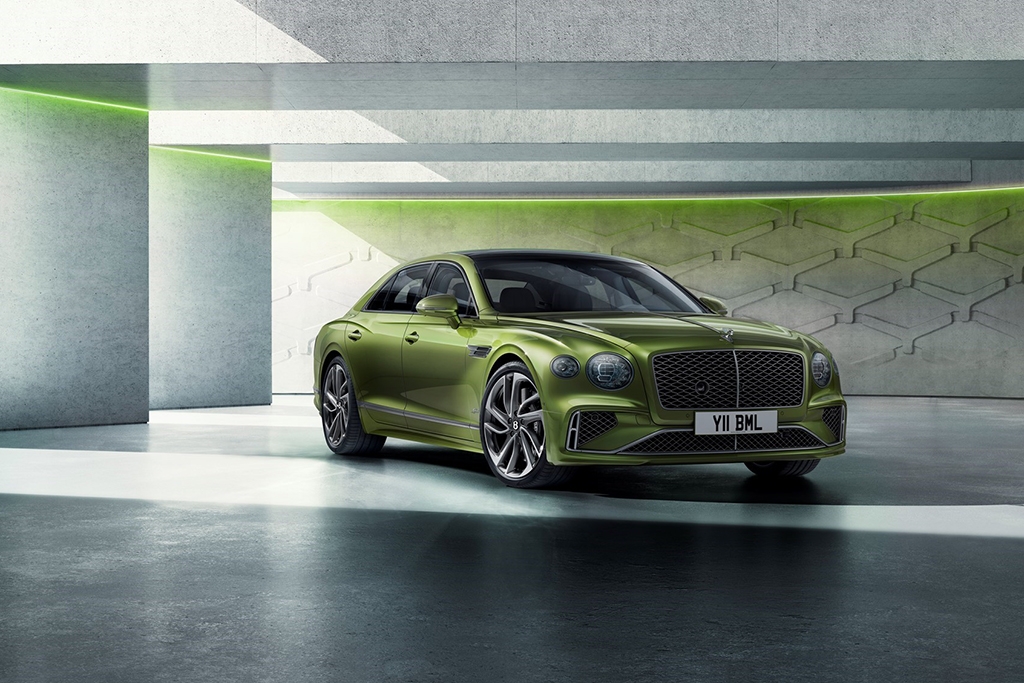 Bentley Flying Spur gets 771bhp plug-in hybrid drivetrain