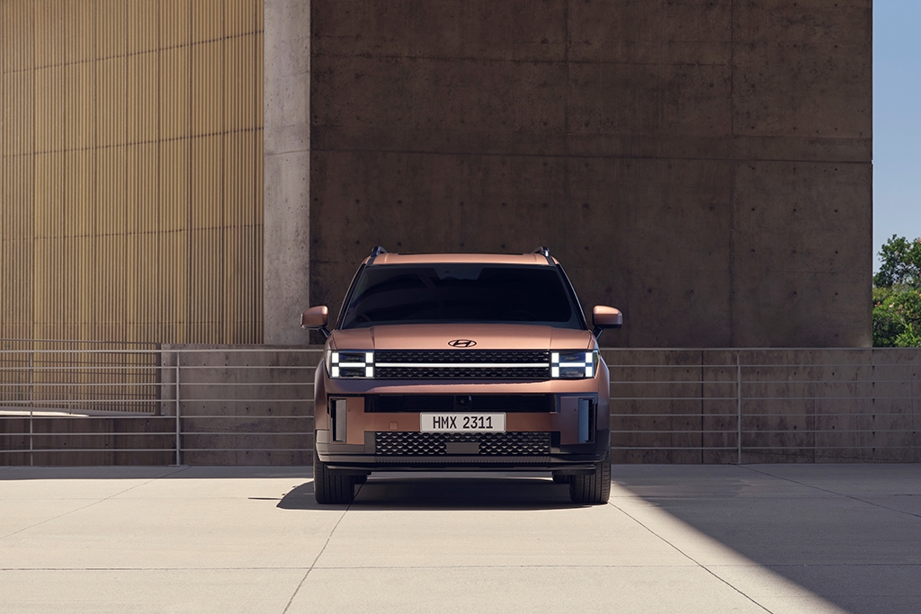 Hyundai to showcase six-seater Santa Fe at The Car Expo