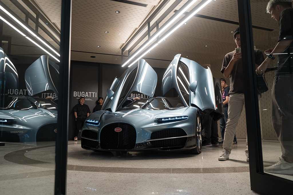 Bugatti Tourbillon arrives in Singapore