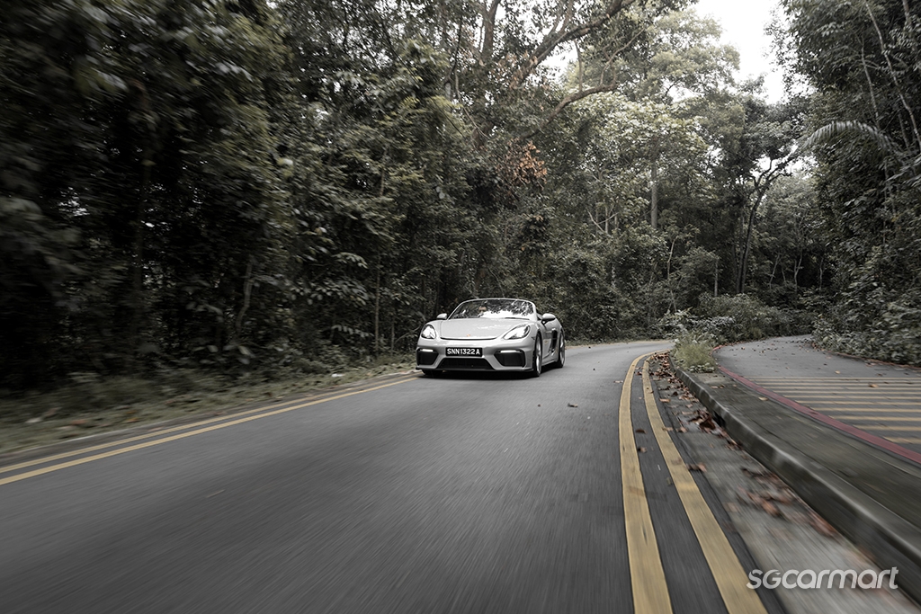Porsche 718 Spyder Review