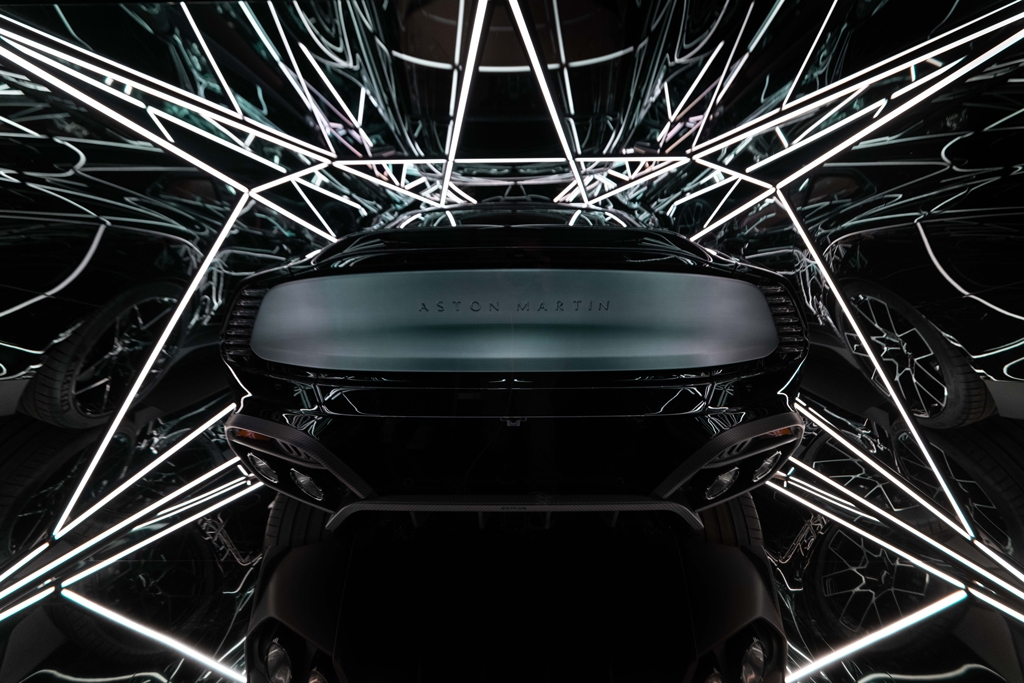 Aston Martin Vanquish inspires light sculpture