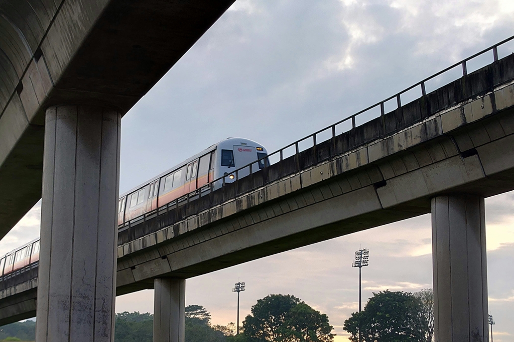 SMRT announces train fault on Circle Line
