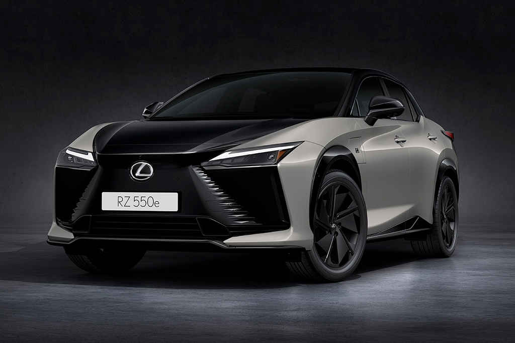 2026 Lexus RZ makes world premiere in Europe