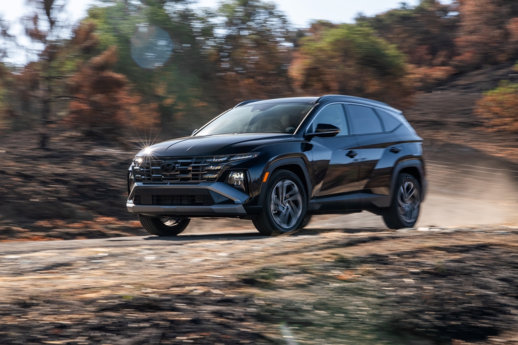 HMG earns 12 titles in 2025 IIHS Safety Awards