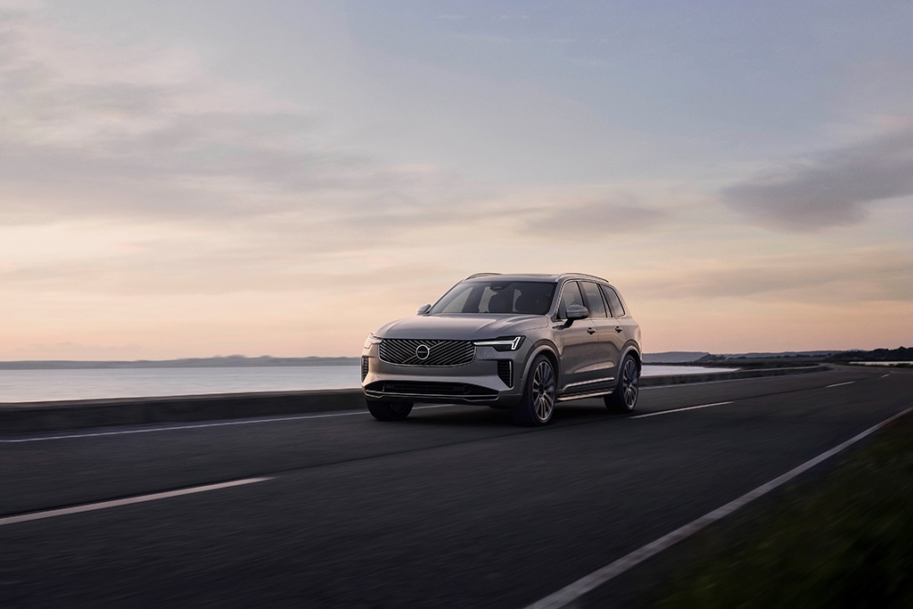 Facelifted Volvo XC90 launches in SG with two variants