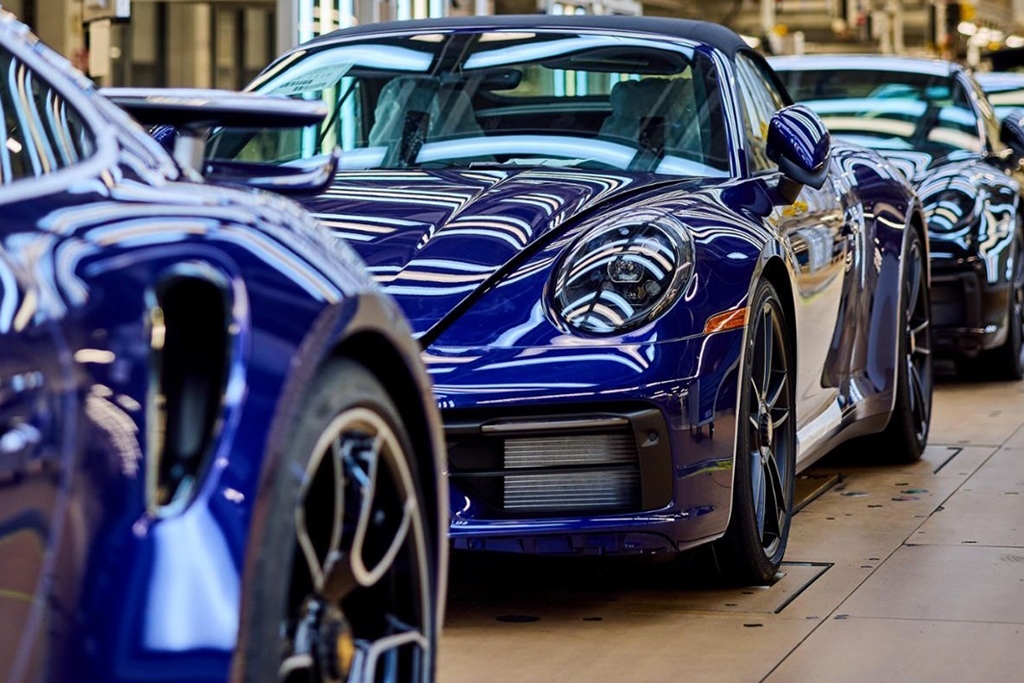 Porsche records growth of EV sales in Q1 2025