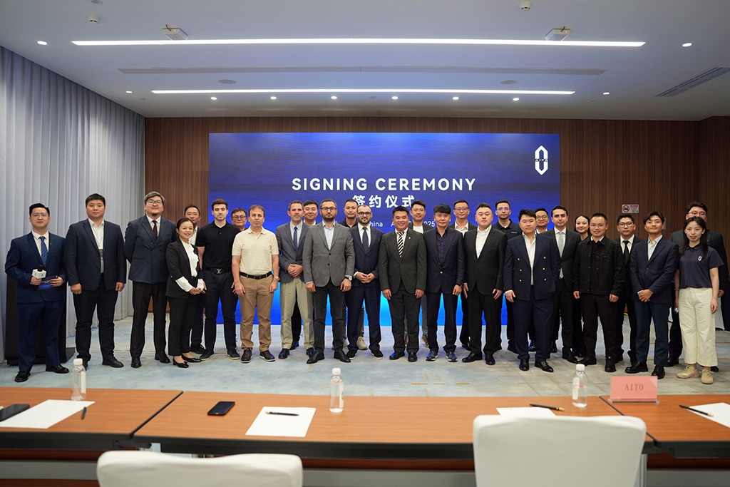 SERES debuts new safety feature at 2025 Auto Shanghai
