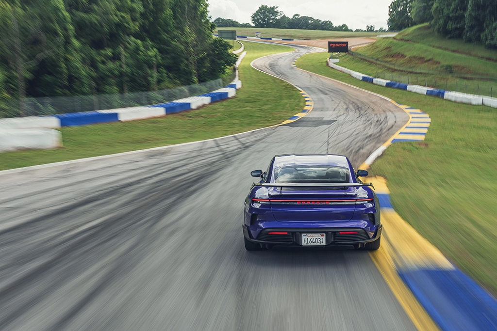 Porsche Taycan Turbo GT sets two new lap records