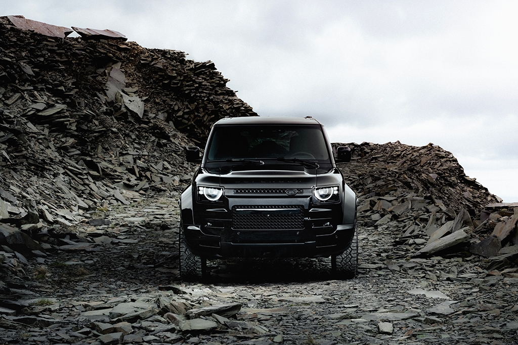 Defender OCTA gets all-black interpretation