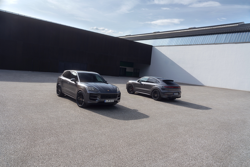 Porsche Taycan and Cayenne to get "Black Edition"