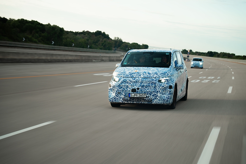 Mercedes-Benz VLE passes its next major development steps