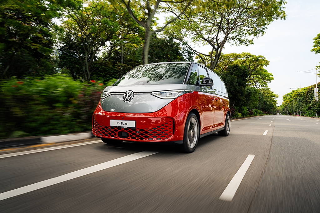 Volkswagen SG unveils limited SG60 Edition ID. Buzz